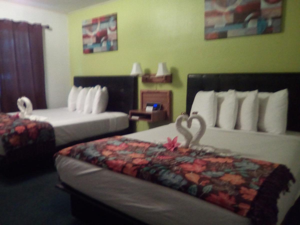 סאנדנס Arrowhead Motel מראה חיצוני תמונה