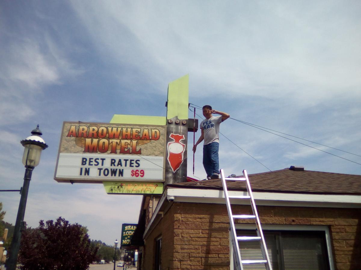 סאנדנס Arrowhead Motel מראה חיצוני תמונה