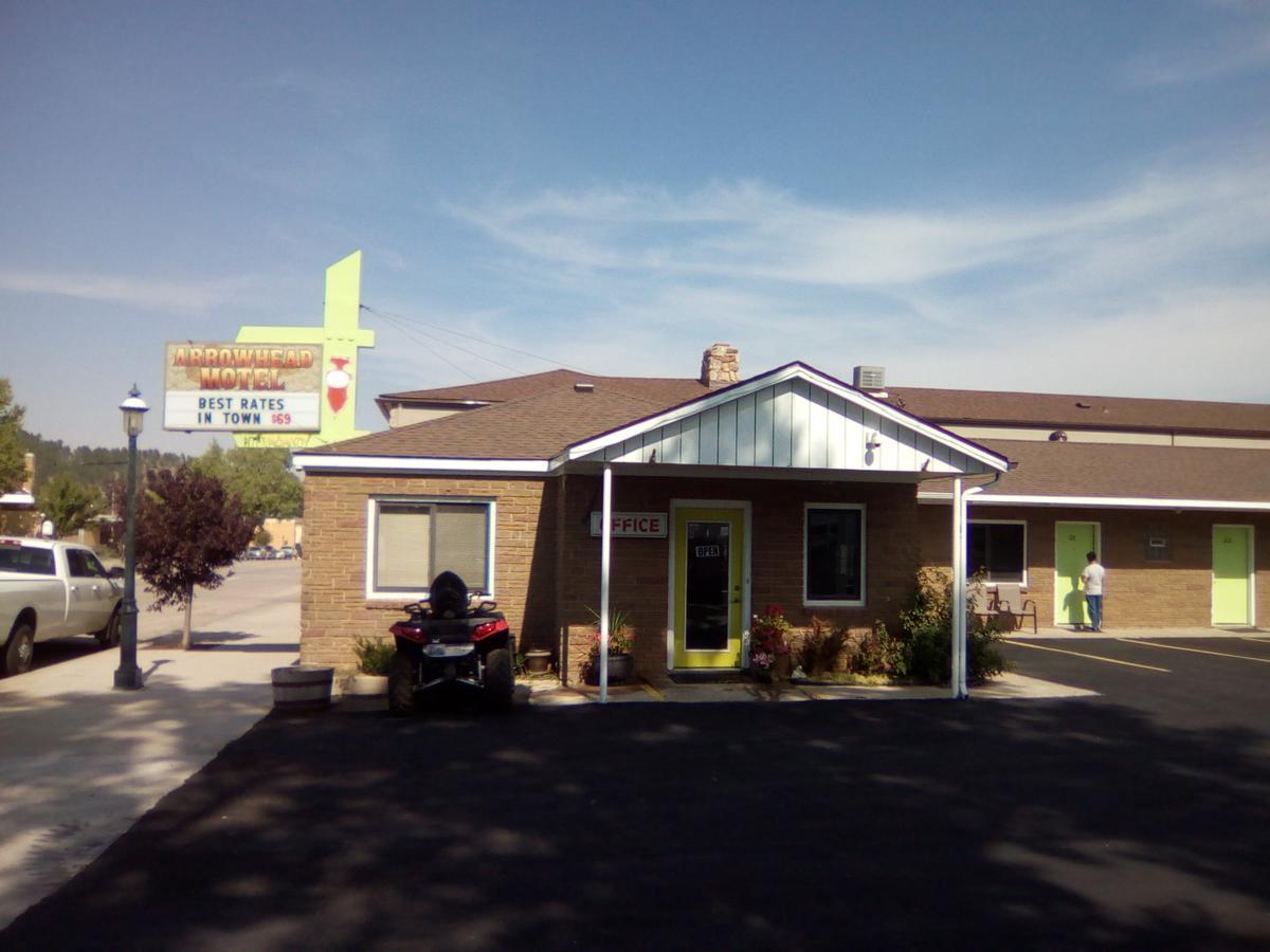 סאנדנס Arrowhead Motel מראה חיצוני תמונה