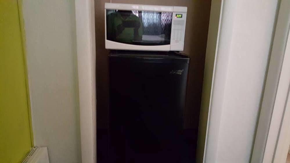 סאנדנס Arrowhead Motel מראה חיצוני תמונה